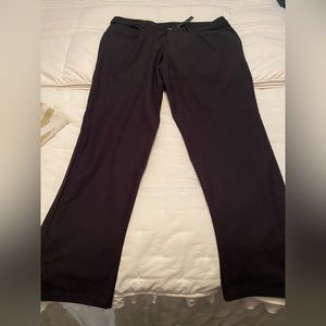 Men’s Lulu Lemon ABC classic Pant. Size 36.